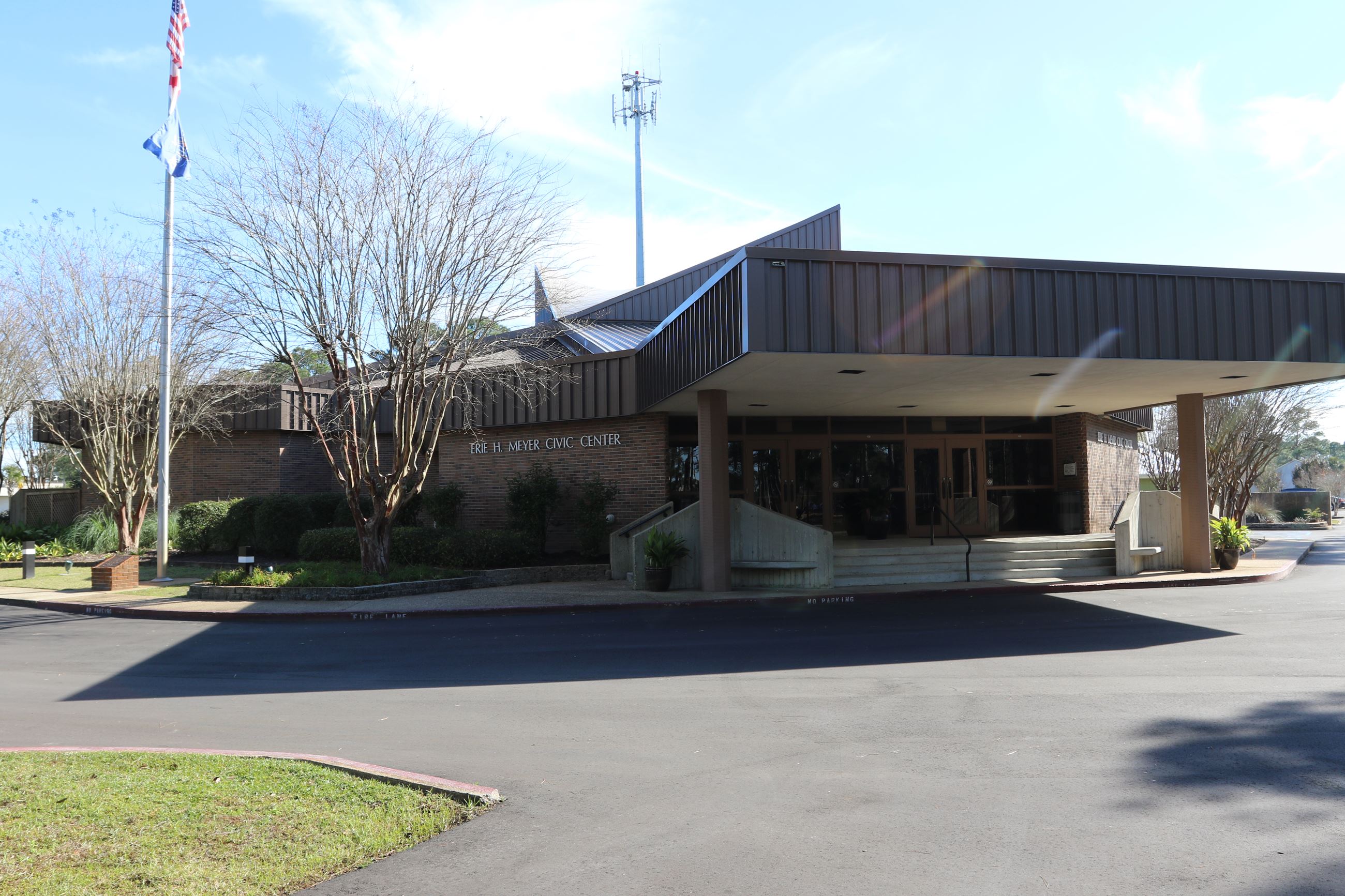Erie H. Meyer Civic Center 