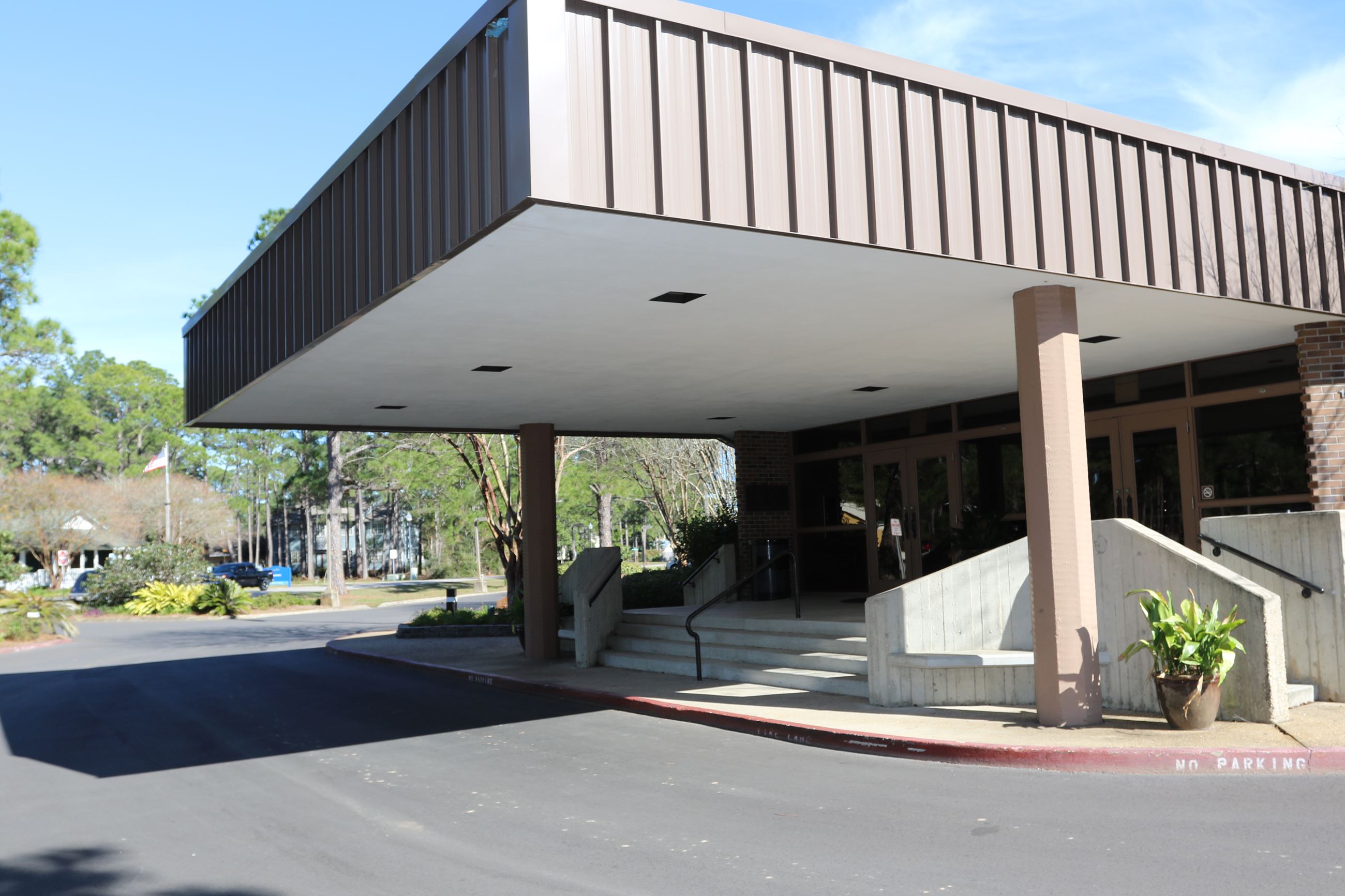 Erie H. Meyer Civic Center 