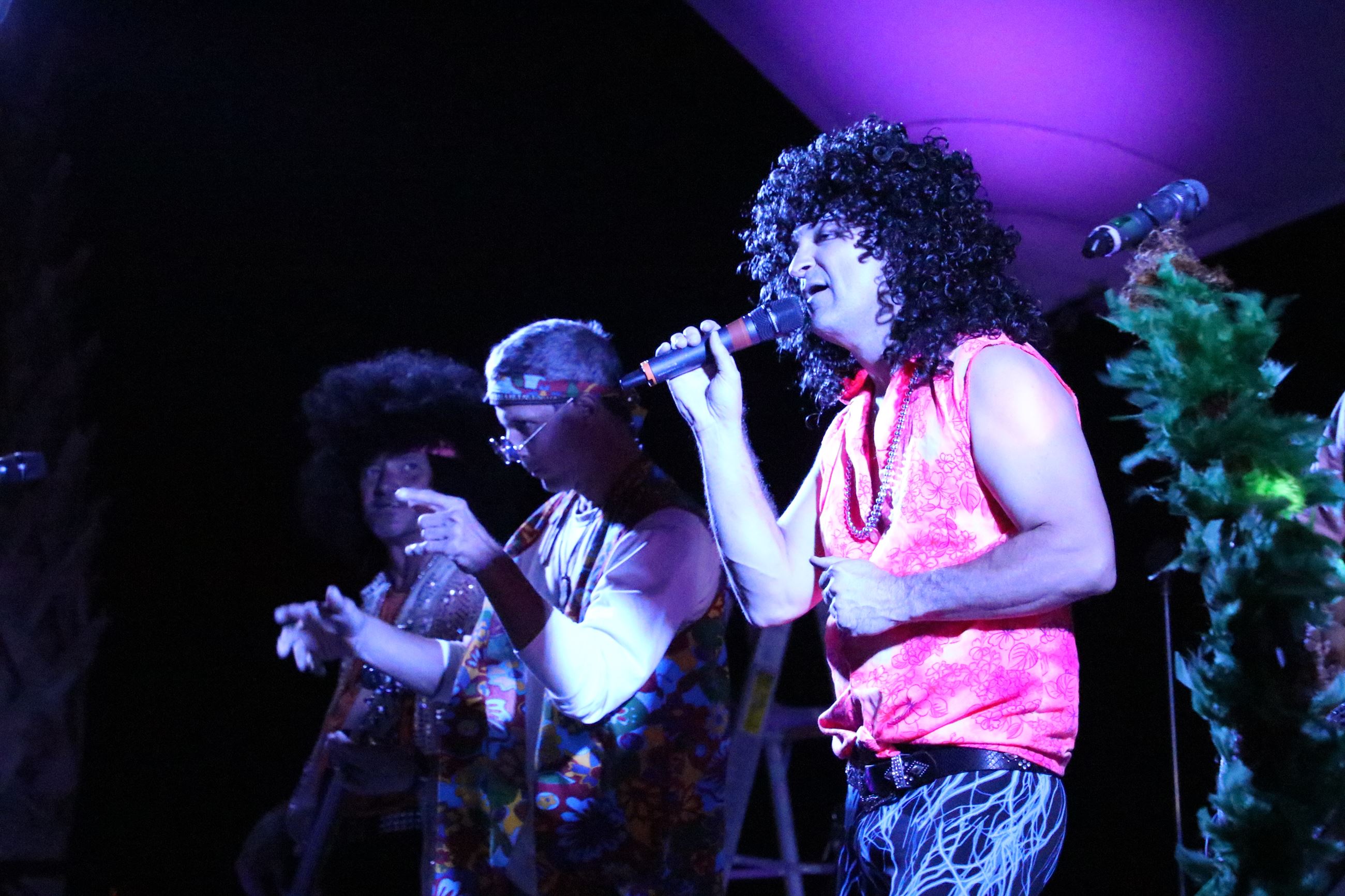 Doctor Zarr performing