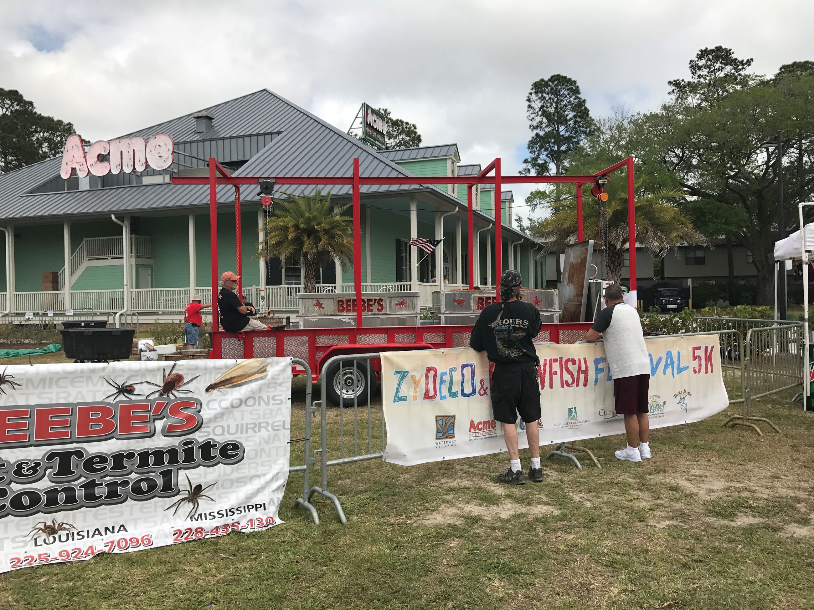 photo of the crawfish trailer