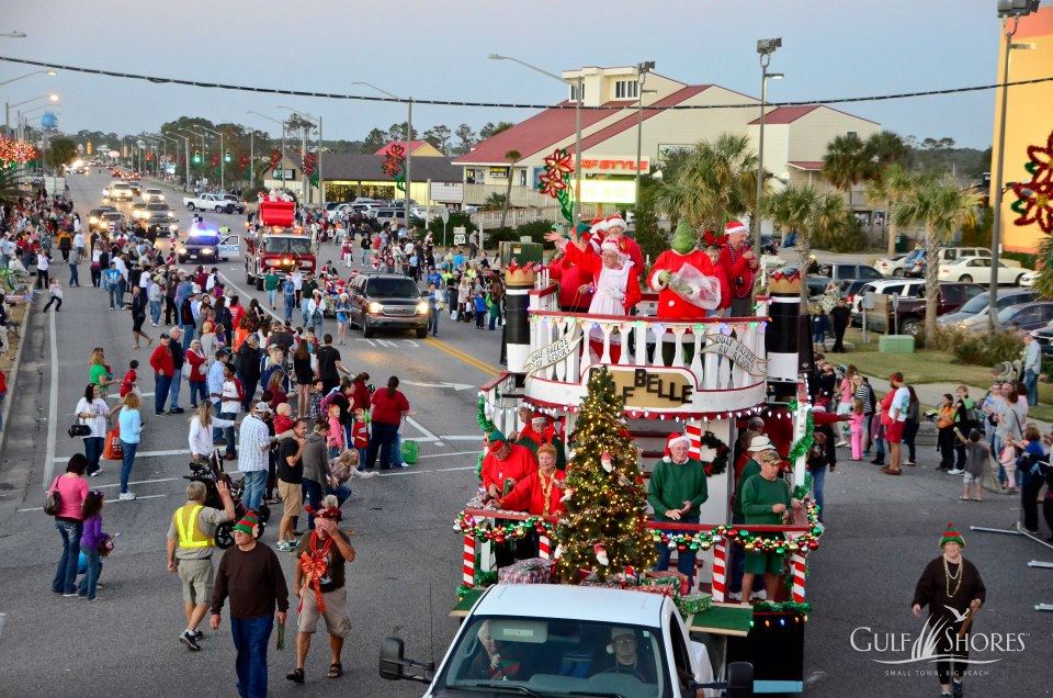 parade floats going down highway 59