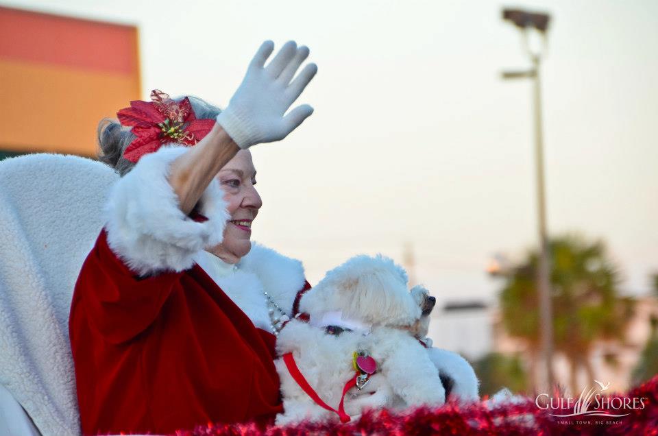 mrs claus in the parade