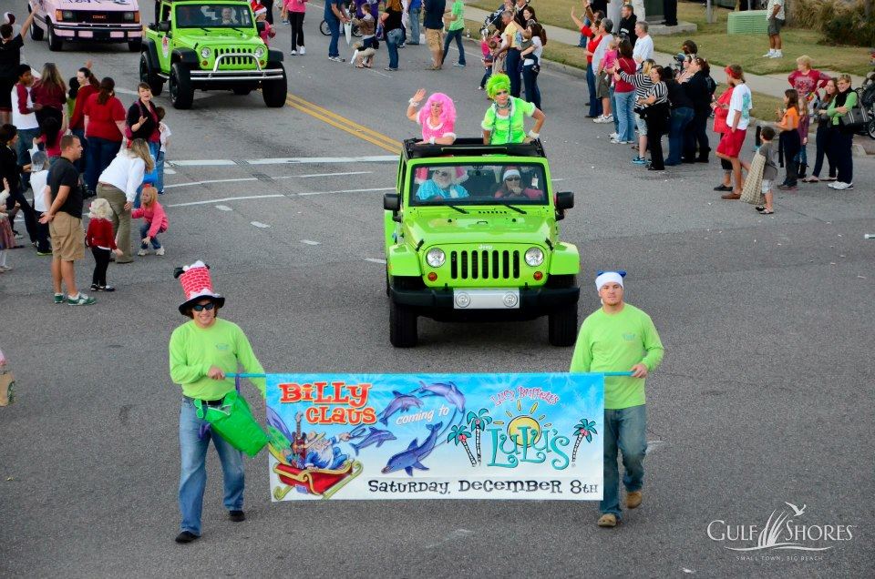 parade floats going down highway 59