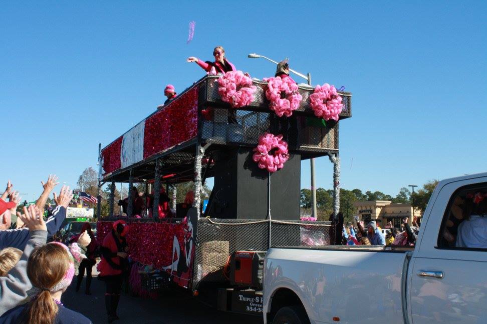 parade float making its way down Highway 59