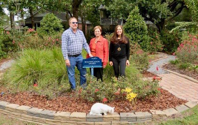 Jimmie Valkenburgh receiving the Beautification Award